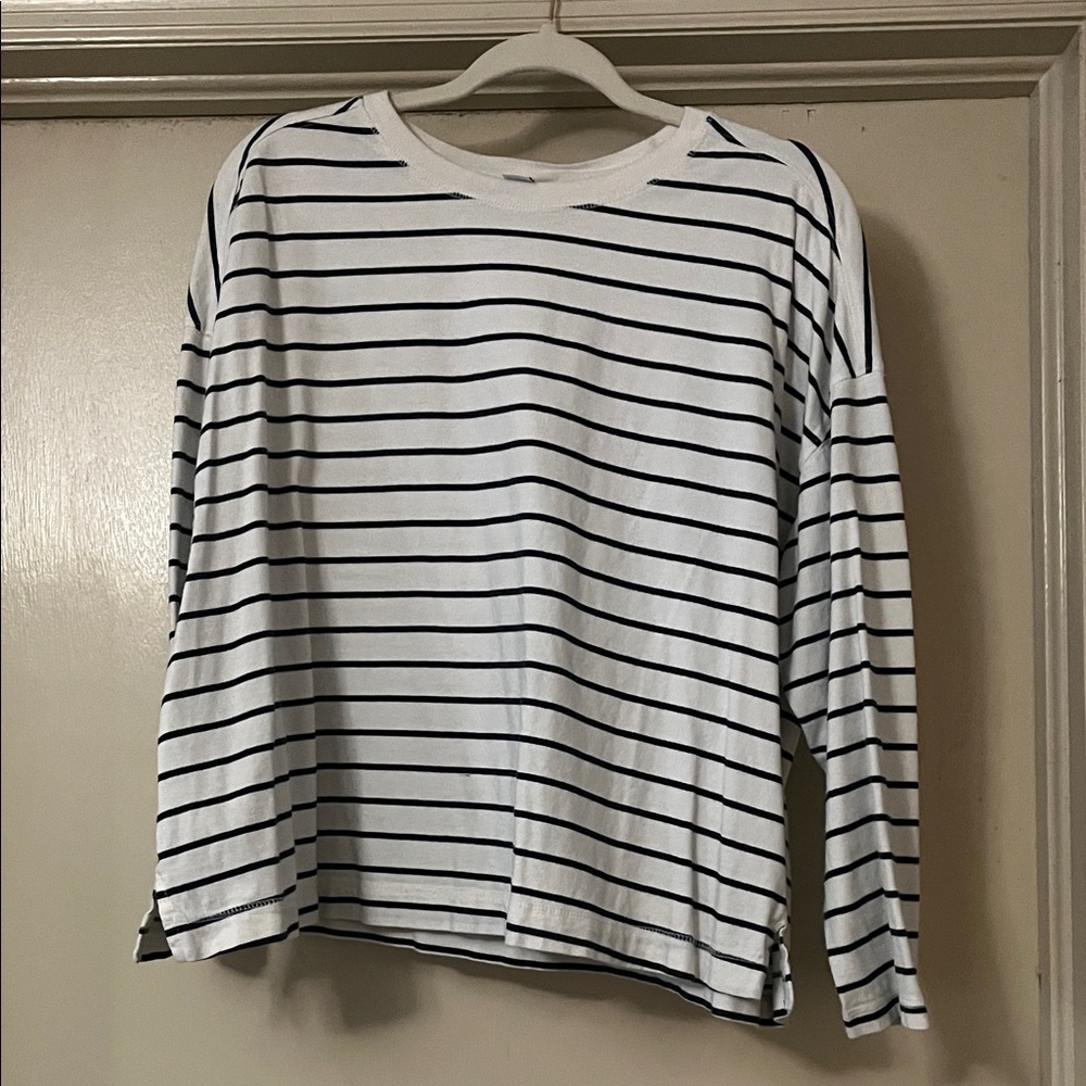 Old Navy White and Navy Striped Long Sleeve Tee